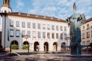 Außenansicht Rathaus