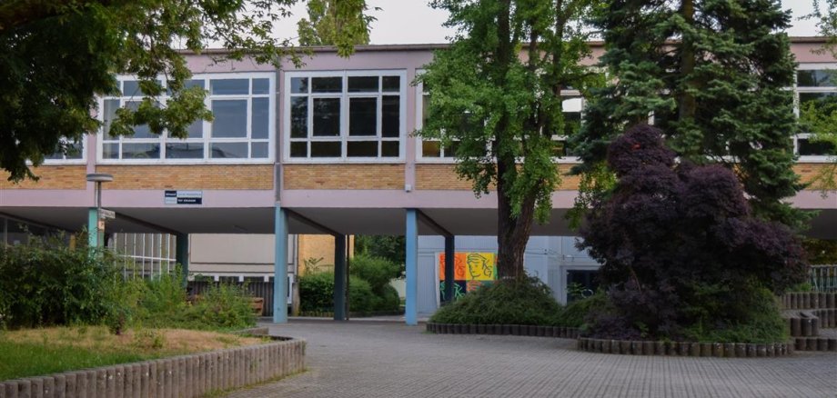 Außenansicht Schule in Frankenthal