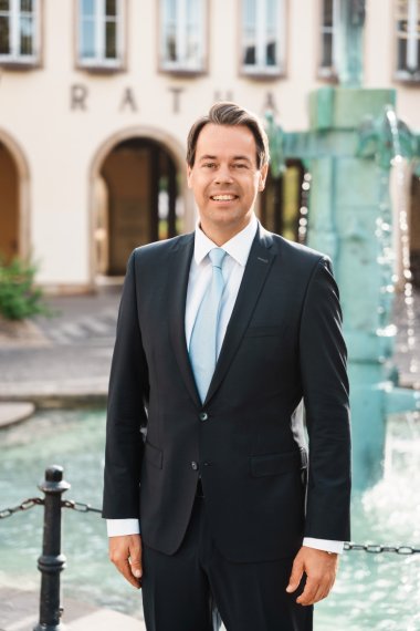 Porträtfoto von Oberbürgermeister Dr. Nicolas Meyer