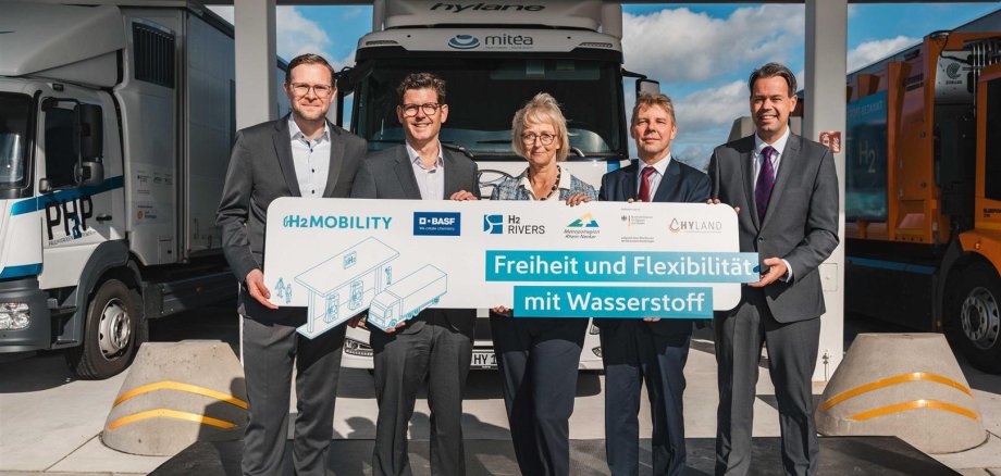 H2 MOBILITY und BASF eröffnen Wasserstofftankstelle in Frankenthal